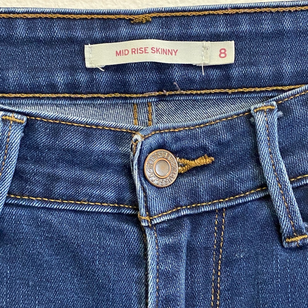 Levi’s mid rise straight skinny jeans size 8 - Picture 4 of 10